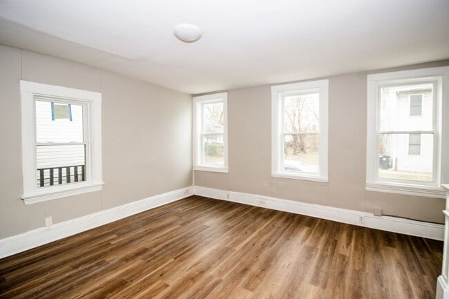 Photo - 2947 E 57th St Unit 1