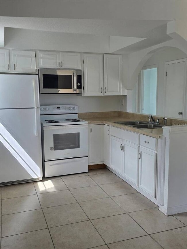 Photo - 294 Valencia Ave