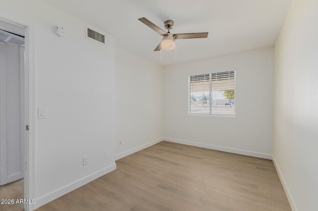 Photo - 936 W Rio Salado Pkwy Unidad 4