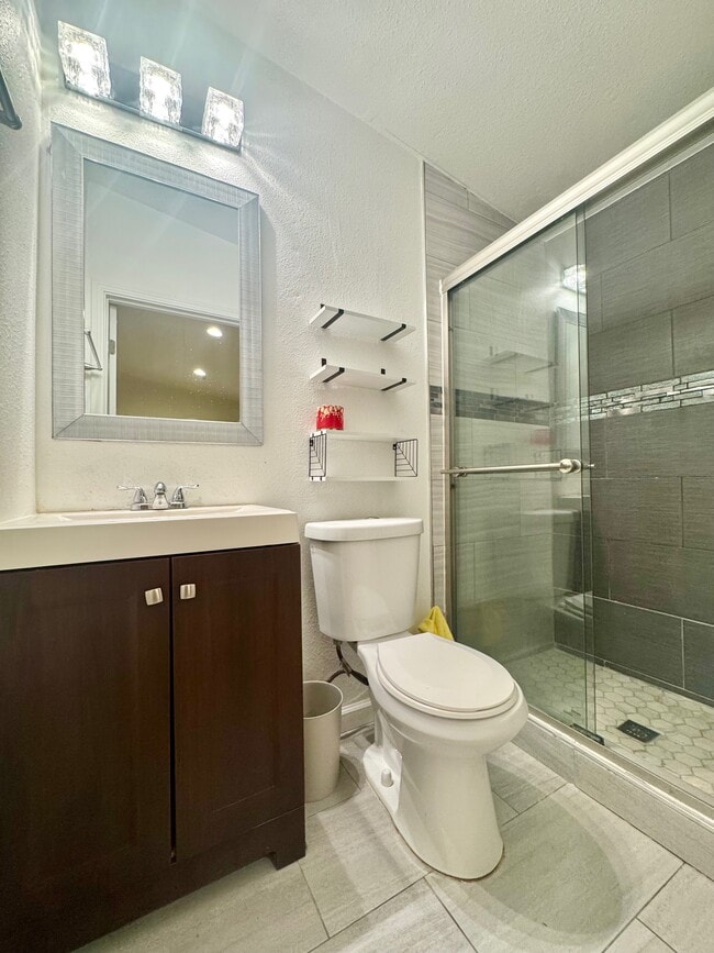 Photo - 27777 Loyola Ave