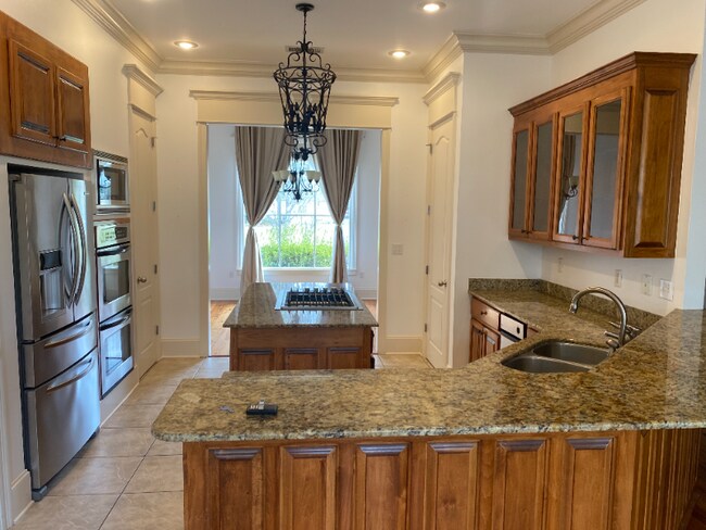 Photo - 424 Place St. Charles