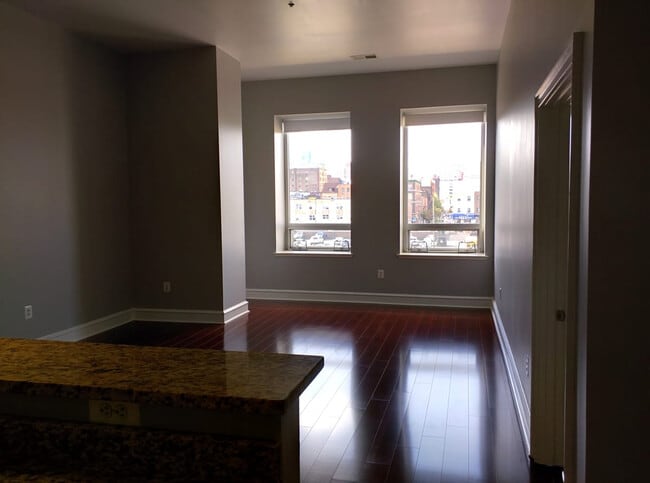 Photo - 201 N 8th St Unit 207