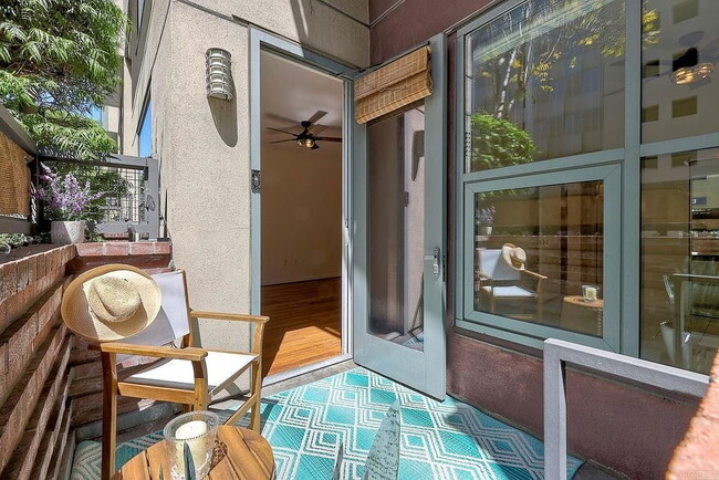 Photo - "Urban Oasis: Spacious 1-Bedroom with Granite Finishes in Downtown San Diego"