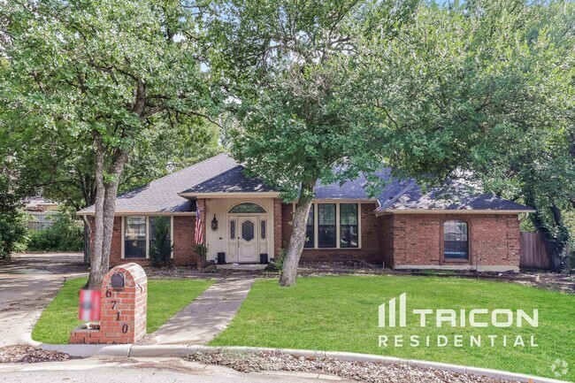 Building Photo - 6710 Saddle Ridge Rd Rental