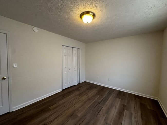 Photo - 127/129 Lake Pl Unit 127 Lake Pl