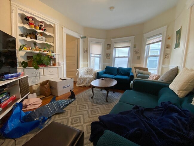 Building Photo - 300 Boston Ave Unit 2