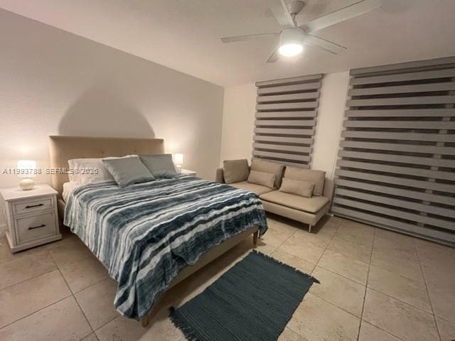 Photo - 2501 S Ocean Dr Unidad L16 (AVAILABLE MAY 15)