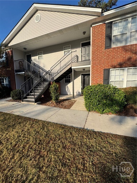 Building Photo - 310 Tibet Ave Unit 15