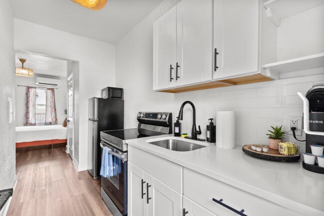 Photo - 805 4th Ave N Unit 6