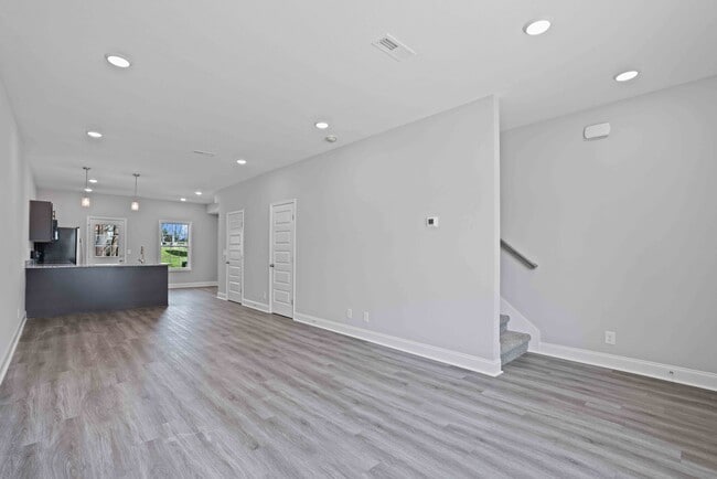 Photo - 2500 Tiny Town Rd