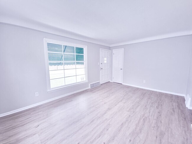 Photo - Move in ready!