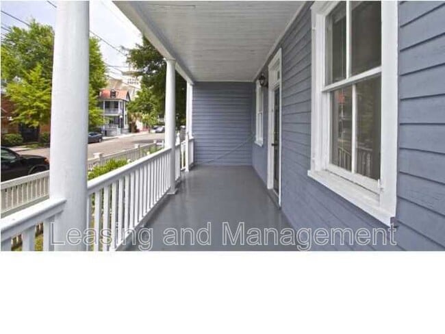 Photo - 156 Coming St Unidad A