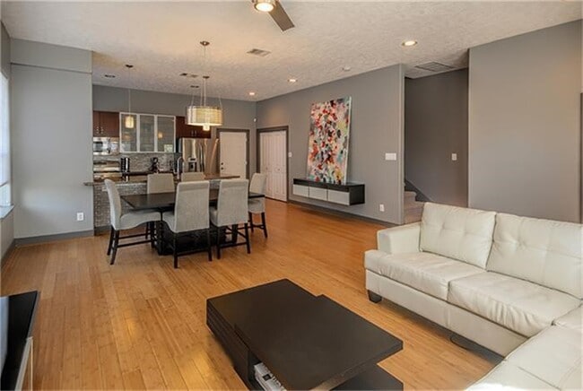 Building Photo - 1414 Emancipation Ave Unit A