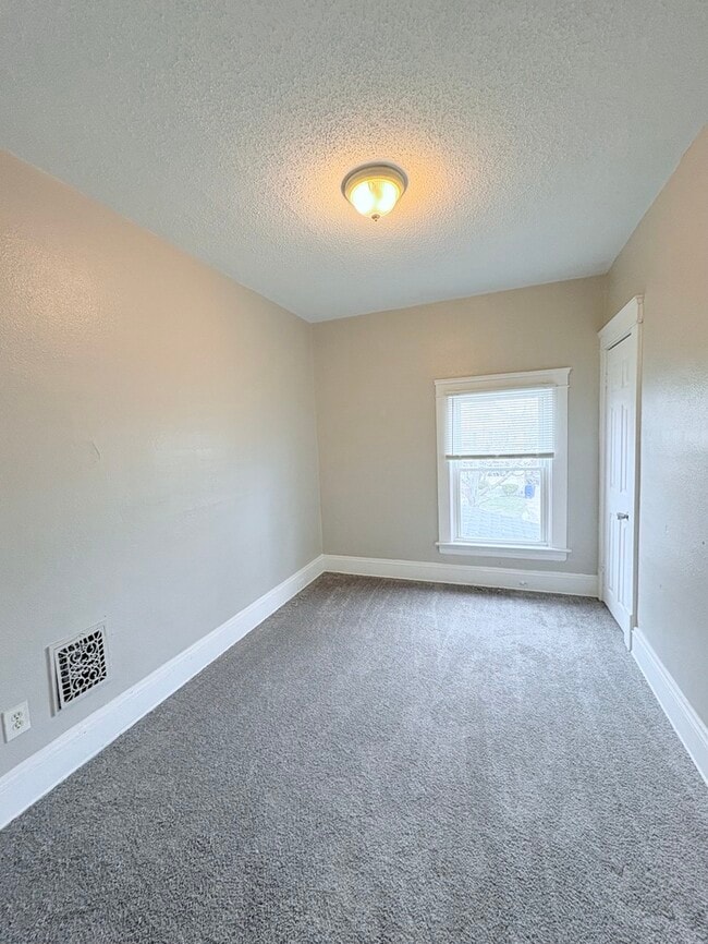 Photo - 3354 W 88th St