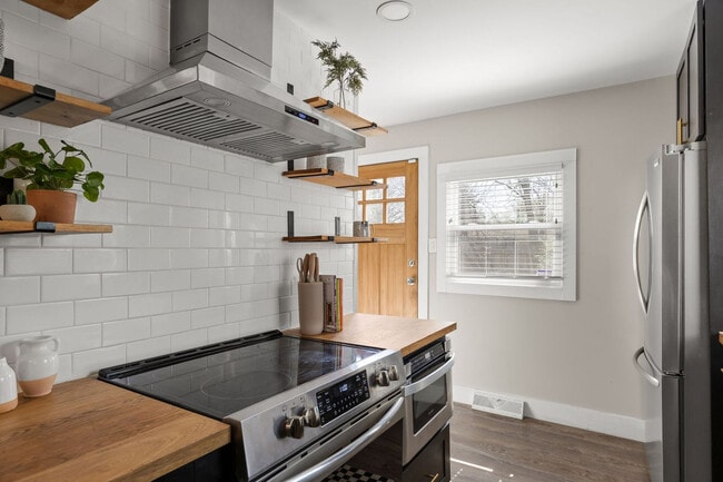 2905 Halifax Dr Unit SI ID1536665P