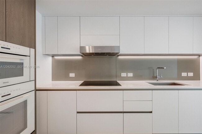 Photo - 9221 E Bay Harbor Dr Unit 210