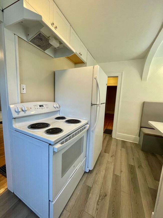 Photo - ADORABLE 4 bedroom standalone home