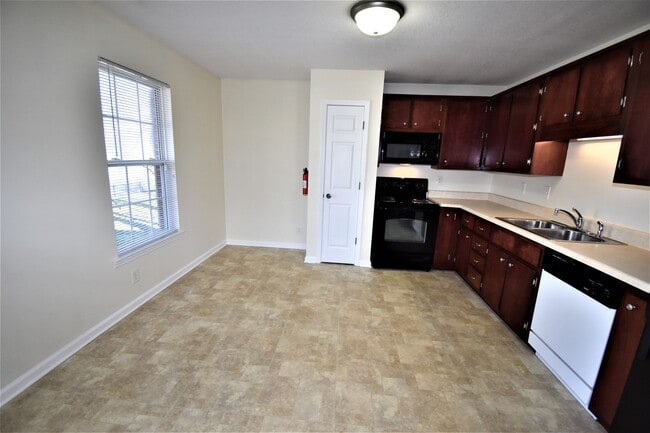 Photo - Seventh Street-313 Unidad 313A