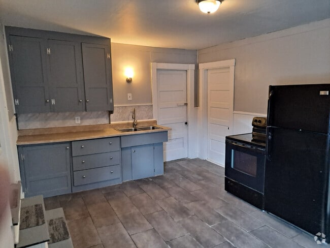 Building Photo - 138 Spring St Rental