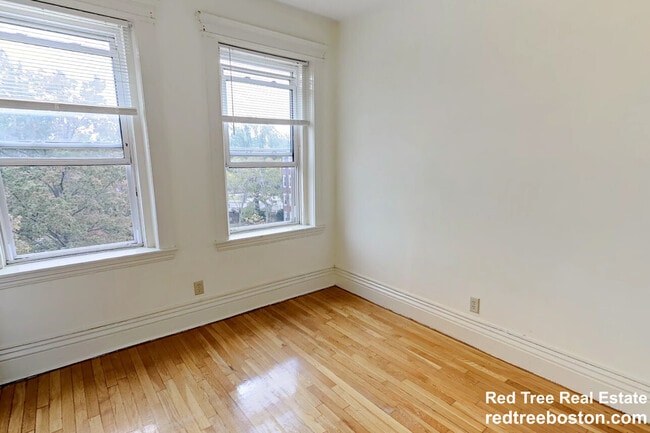 Photo - 102 Queensberry St Unidad 15