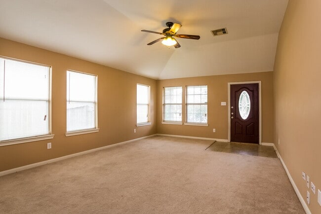 Photo - 10743 Jordan Heights Dr