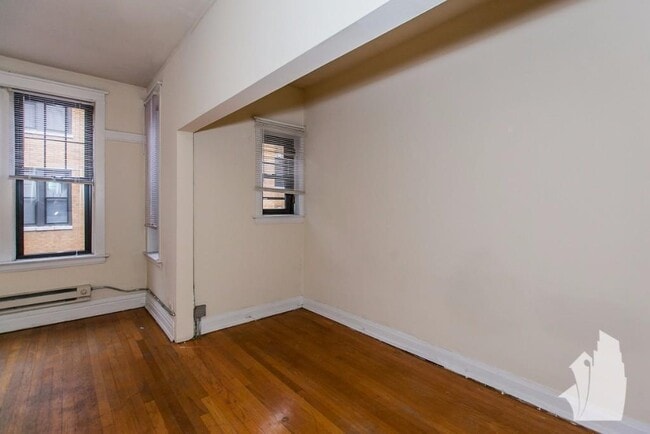 Photo - 720 W Barry Ave Unit 3B