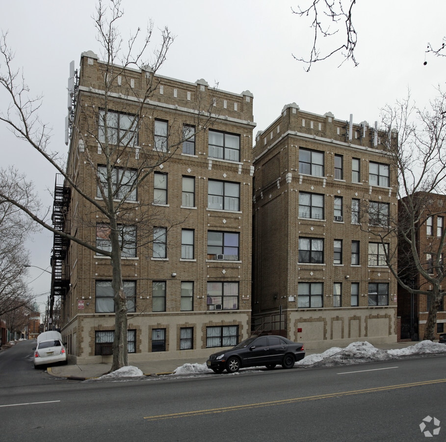 Photo - Kennedy Manor