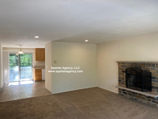 Photo - 10416 29th St E Unidad 10416