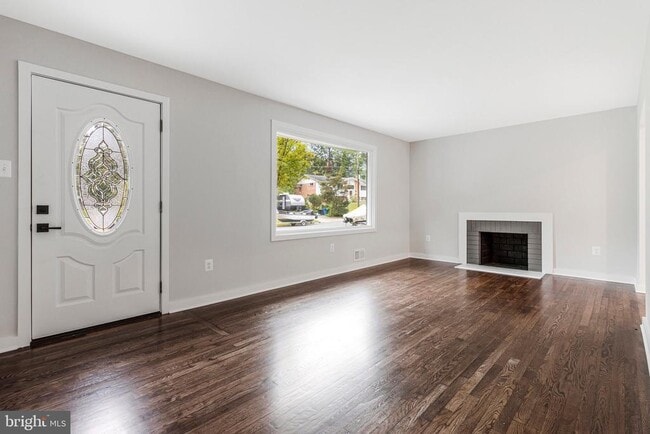 Photo - 5511 Callander Dr