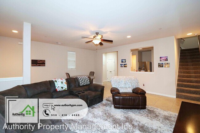 Photo - 3 br, 2.5 bath House - 573 Mission De Oro ...