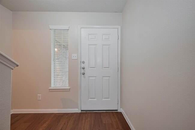 Photo - 6026 Stockholm Ct