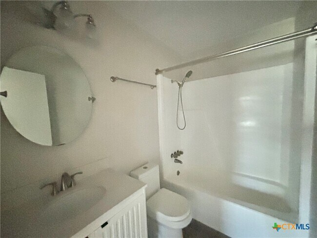 Photo - 105 Tangerine Dr