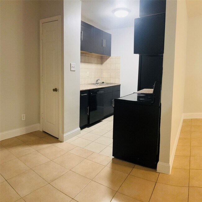 Photo - 5550 N Braeswood Blvd