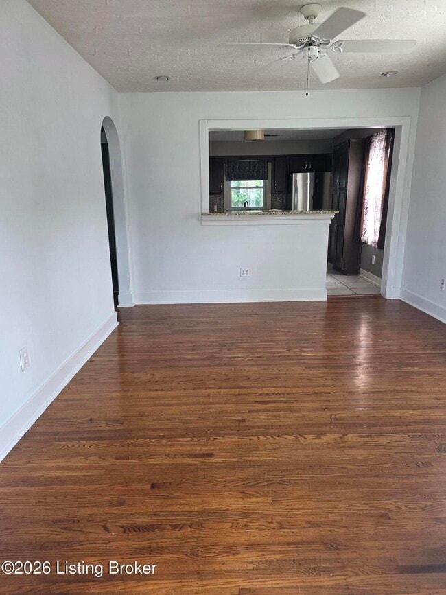 Photo - 11907 Locust Rd