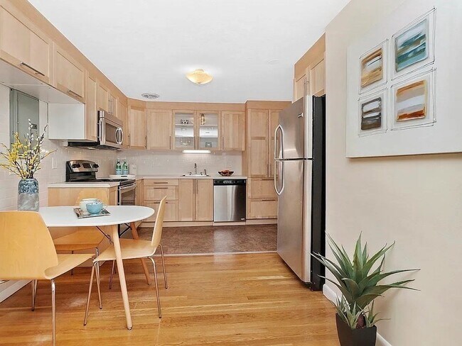Photo - 197 Kent St Condo Unit 27