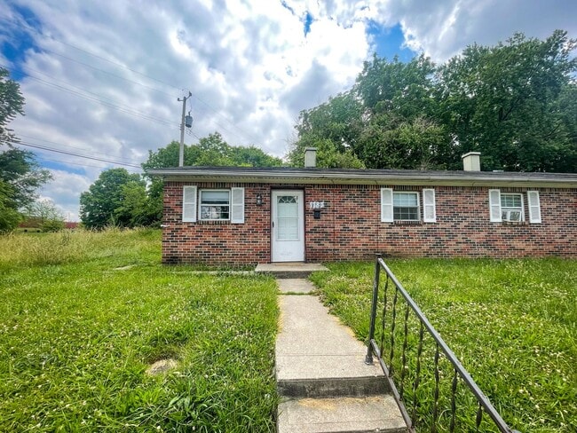 Building Photo - 1783-1783 Roosevelt Ave Unit 1783 Roosevelt Ave