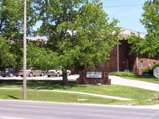 Mary Arlene Apartments - Mary Arlene Apartments