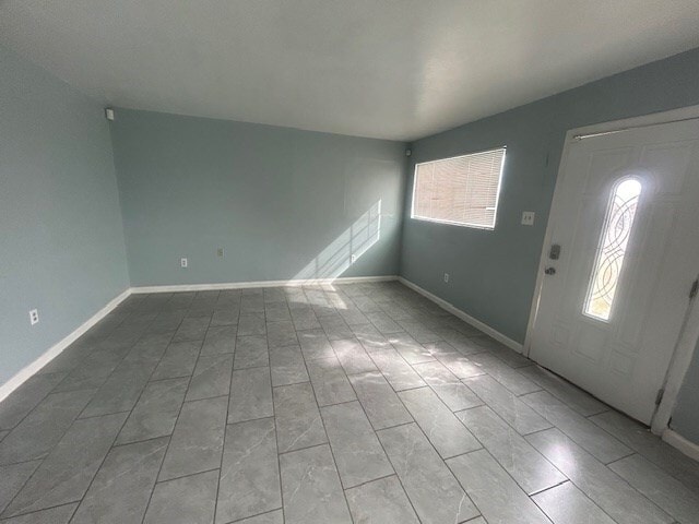 Photo - 811 Snyder St