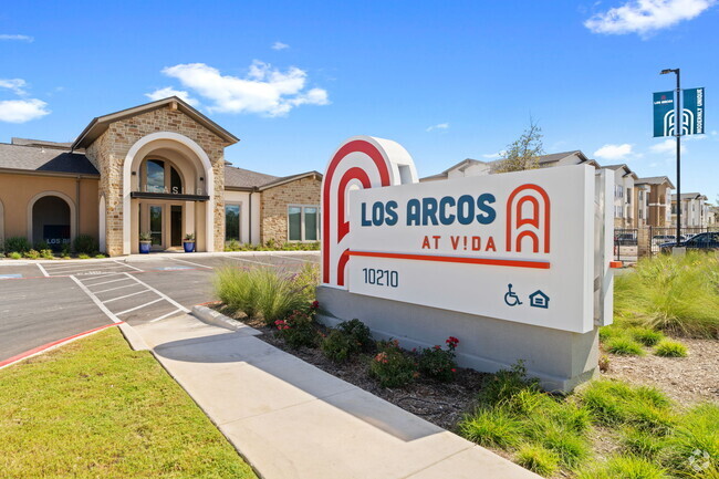 Building Photo - Los Arcos at Vida Rental