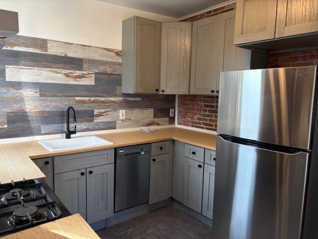 222 W Union St