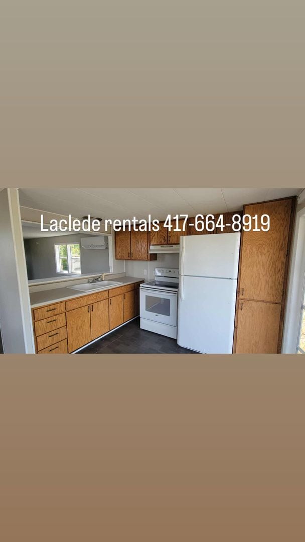 Photo - 210 N Pine St