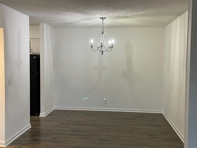 Photo - Awesome 2 Bedroom Condo Near the River! Unit C39