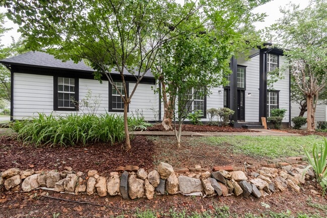 Photo - 8413 Woodford Bridge Dr