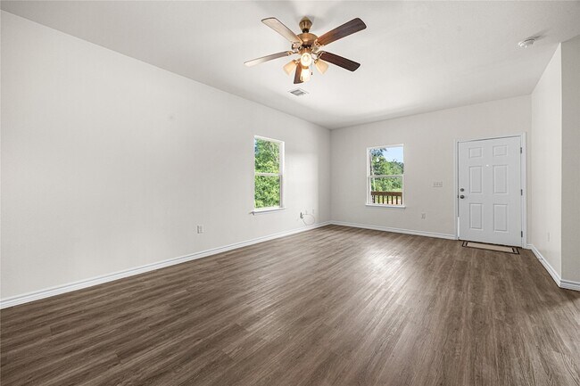 28096 7 Sisters Rd Unit A