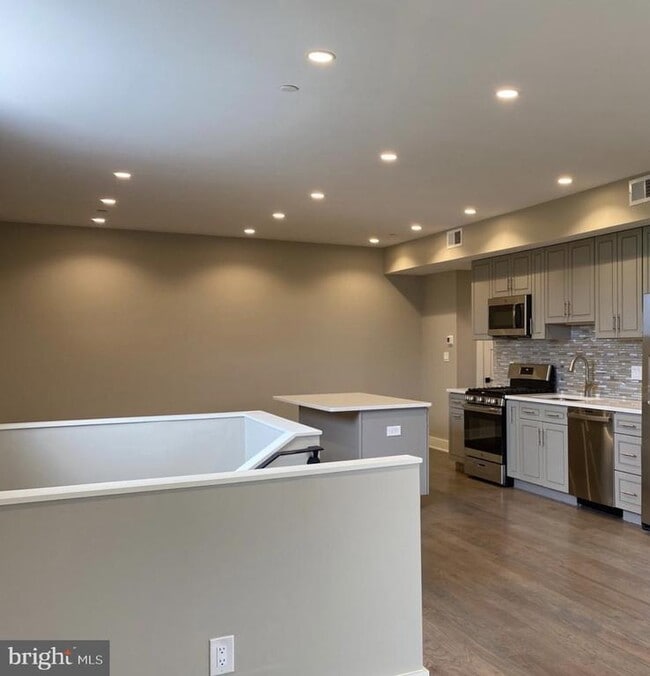 Photo - 1701 Trinidad Ave NE Unit 5