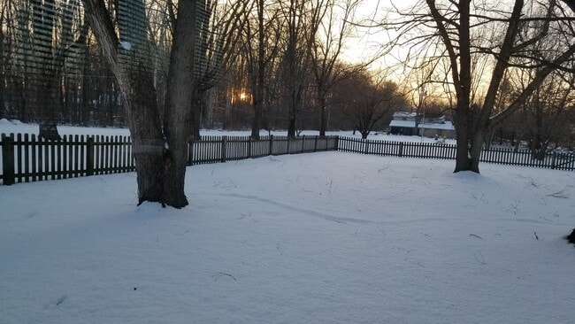 Photo - 5049 Babbitt Rd