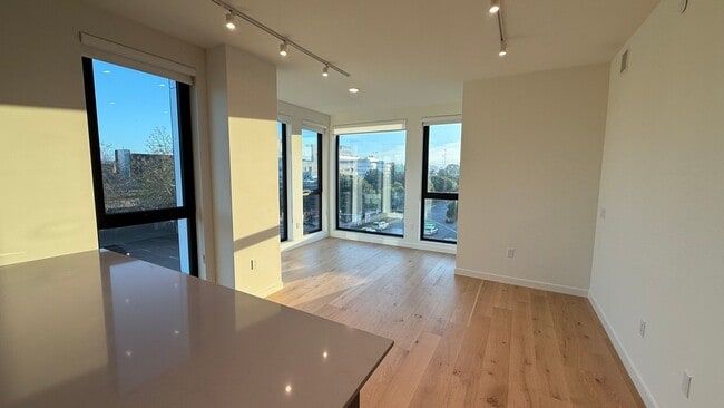 Photo - Epic REA - Live at Renou - Modern 2024 Building - 2 BR/2 BA Unit 407