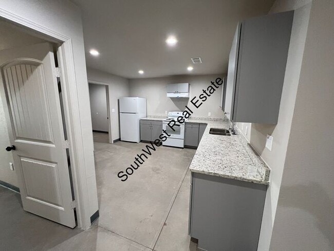 Photo - 2 BED 2 BATH APT ALL BILLS PAID!
