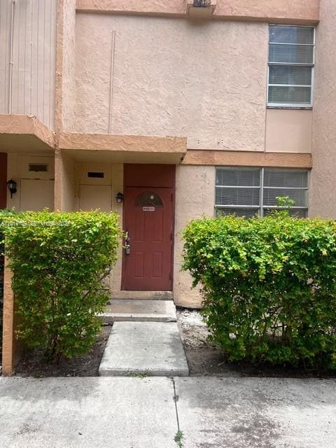 Building Photo - 6166 SW 68th St Unit 23