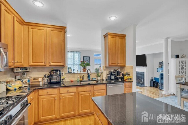 Photo - 38 S Shore Dr